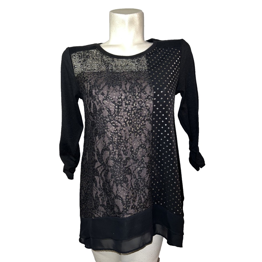 Style‎ & Co Womens Sz PM Black Gold Lace Studded 3/4 Slv Sharkbite Tunic Blouse
